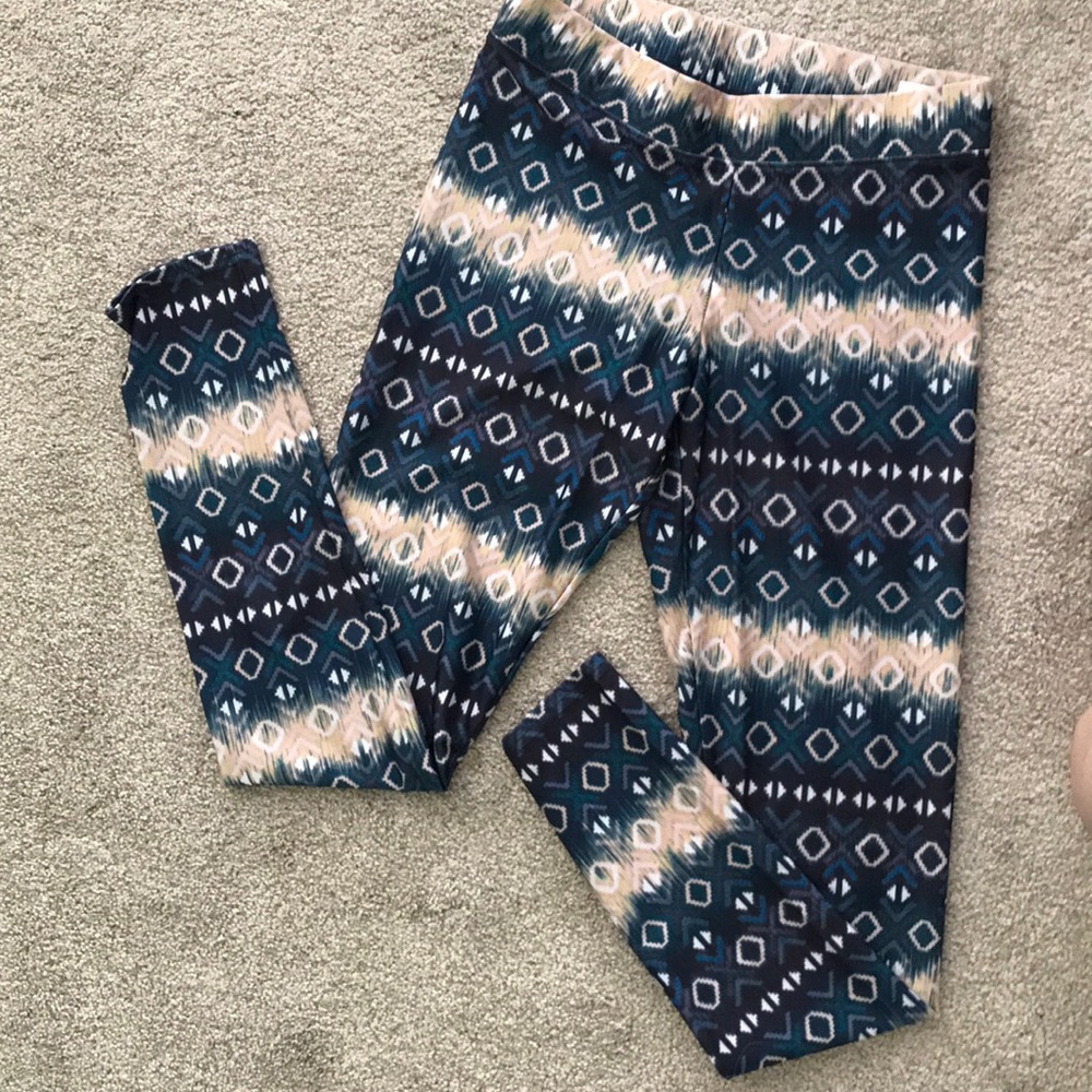 Pattern Leggings - Picture 2 of 5